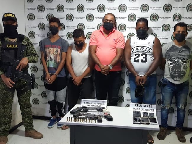 La Policía capturó a cinco hombres, entre ellos alias ‘Tiro Loco’ quien sería el cabecilla del grupo delincuencial en la zona