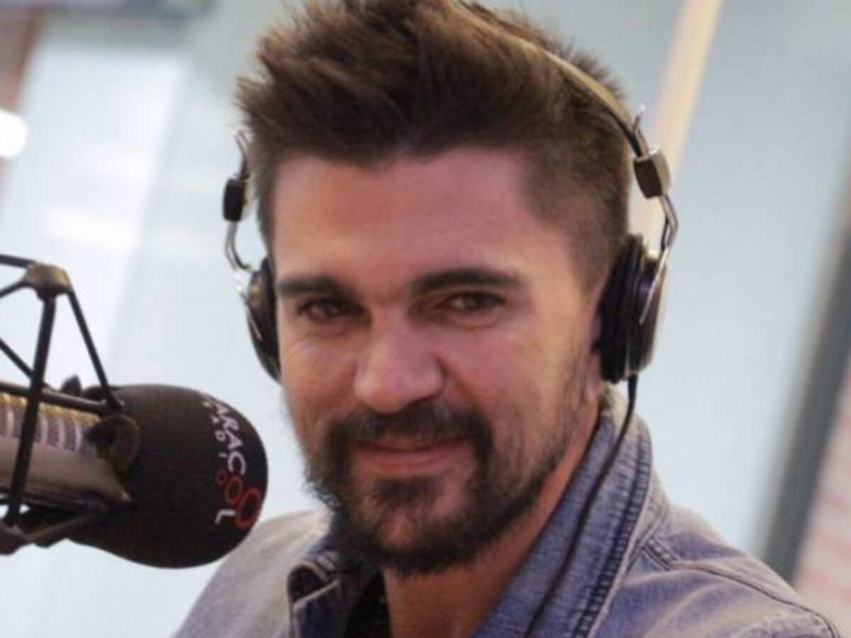 Juanes saluda a Caracol Radio en sus 70 años