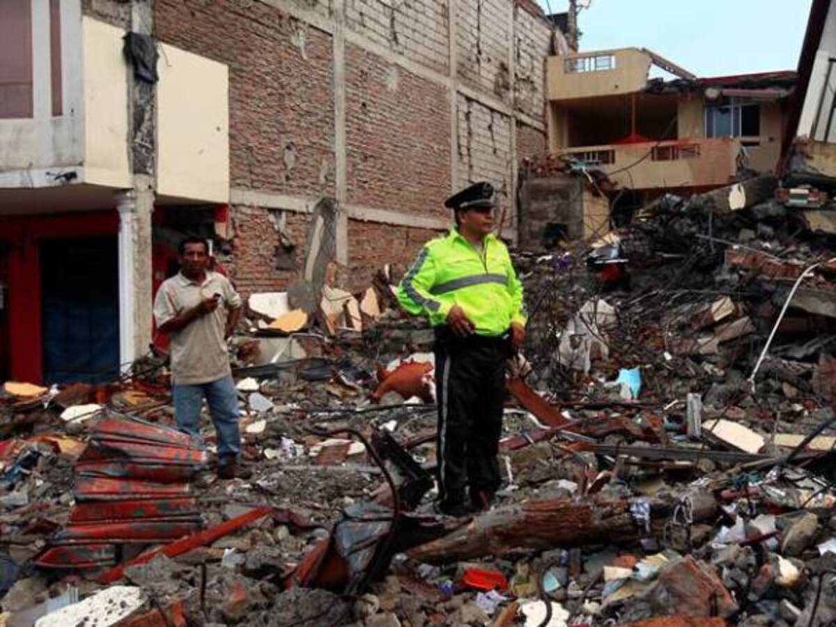 Se han presentado 189 réplicas leves del sismo según periodista desde Ecuador