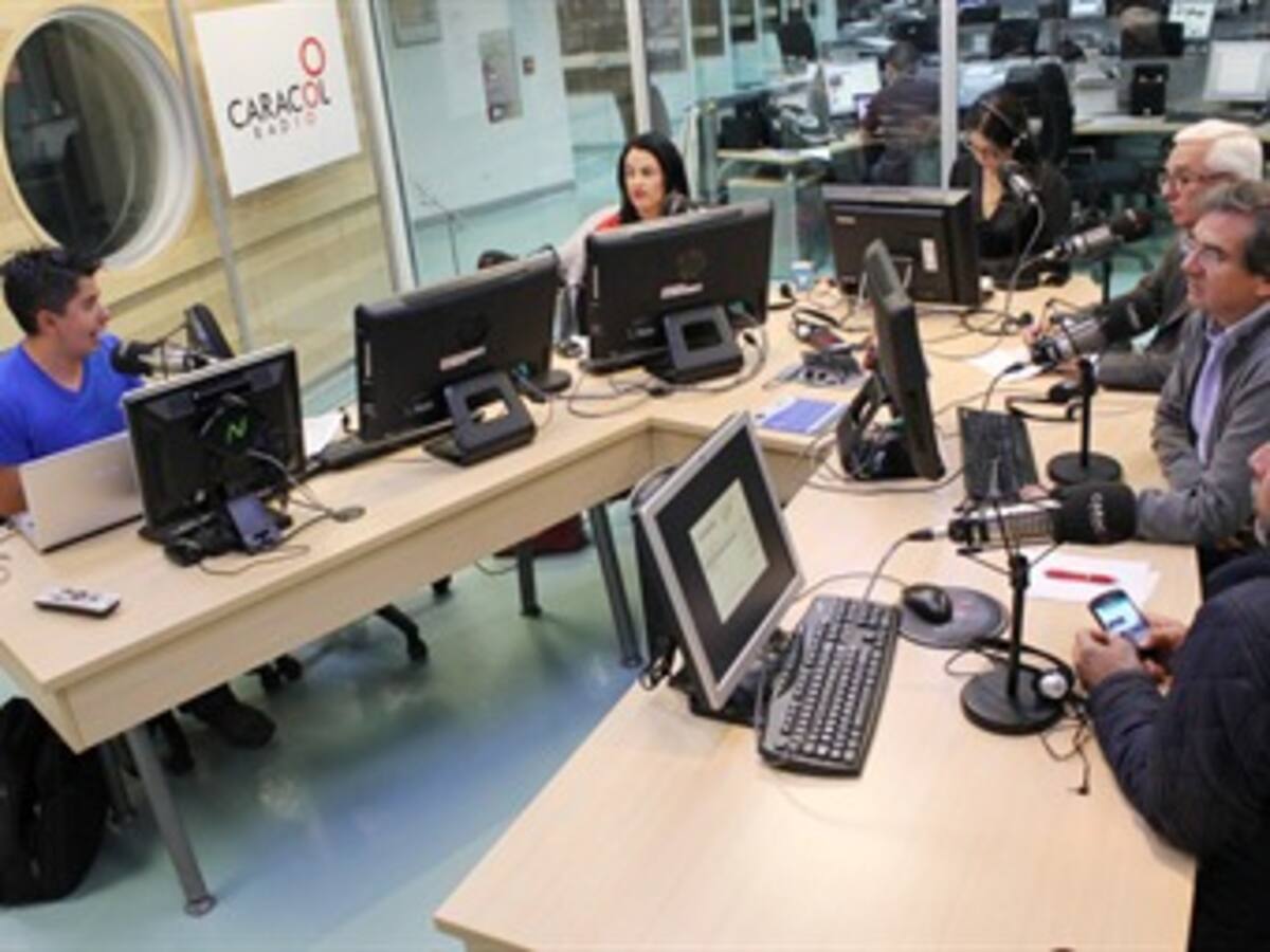 Según Ariel Ávila, 33 candidatos cuestionados pueden ser senadores