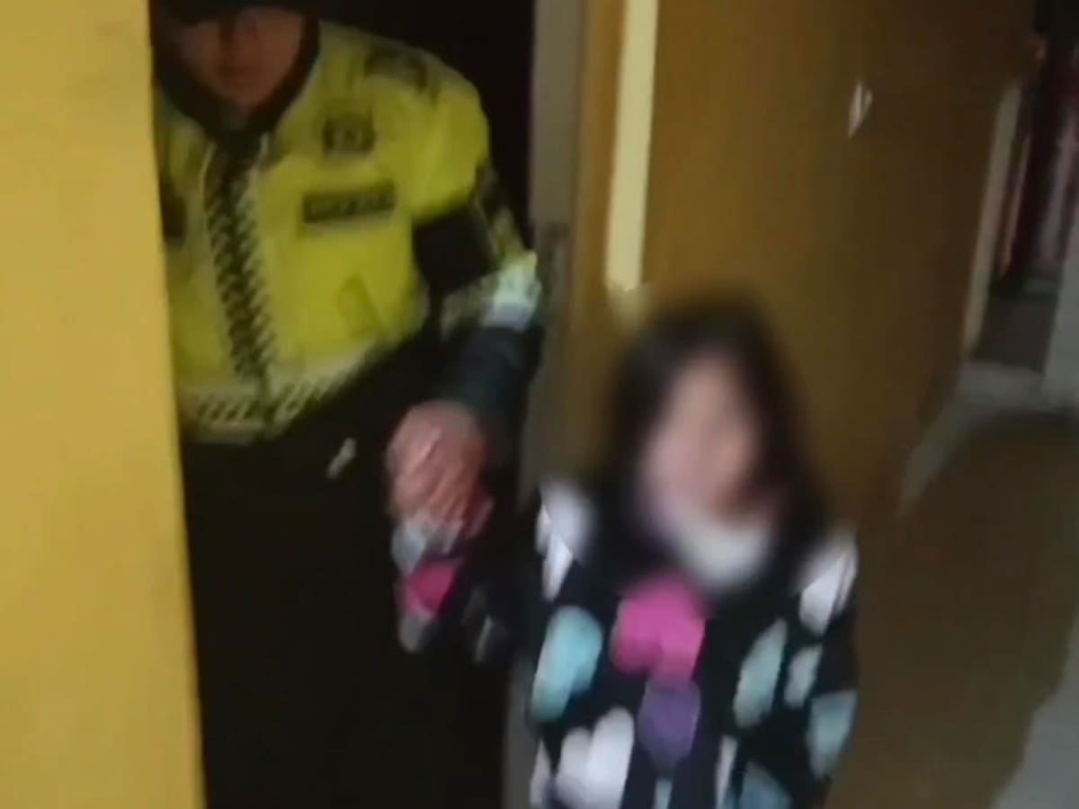 Rescatan a niña en aparente estado de abandono en el sur de Bogotá
