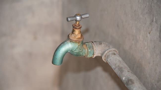 La principal sospecha está en el agua que abastece el acueducto, pero solo podrá constatarse una vez se tengan los resultados de las muestras. Foto: Pixabay