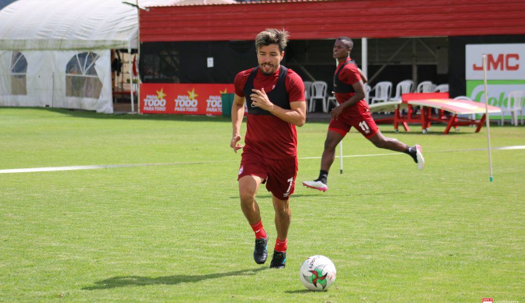 Sherman Cárdenas, jugador que no seguirá en Santa Fe