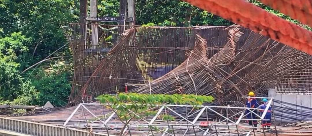 Al parecer los fuertes vientos en la zona habrían sido la causa del colapso de la estructura metálica del viaducto en Labranzagrande.