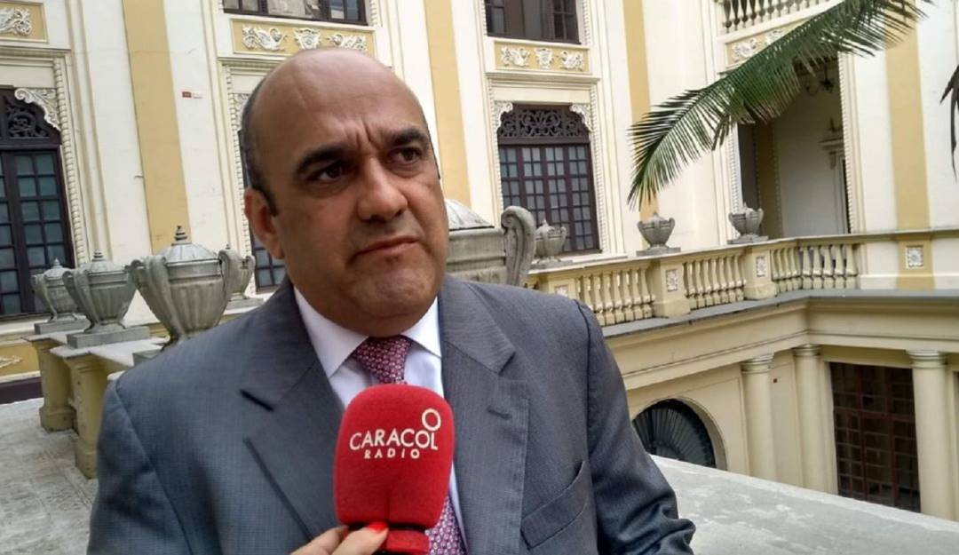 Carlos Alberto Pidrahíta, gerente del Hospital Santa Sofía. Crédito: Caracol Radio.