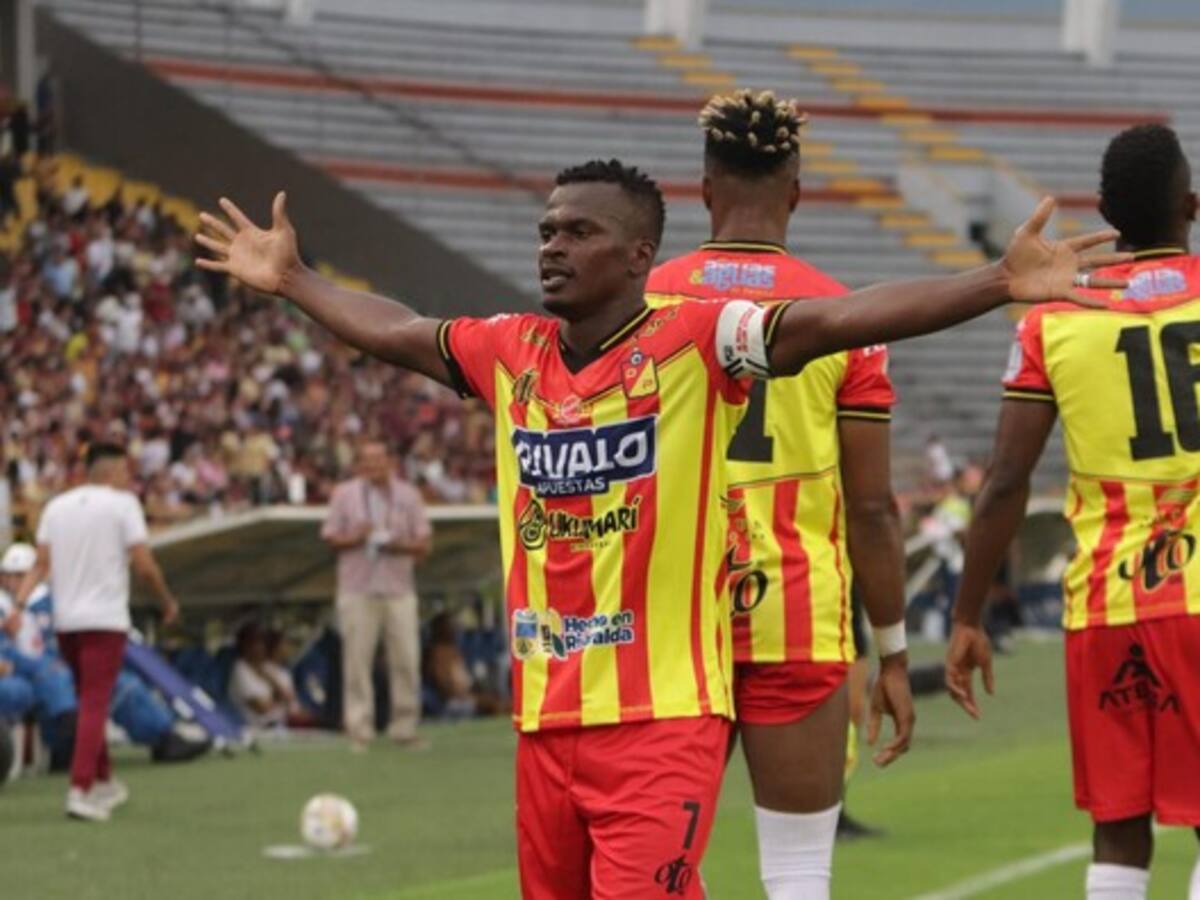 Deportivo Pereira busca la clasificación a los cuadrangulares en su visita a Envigado