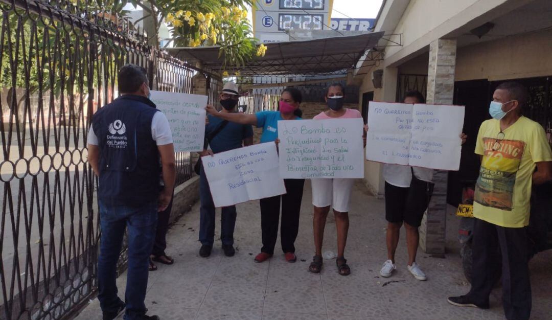 Vecinos realizaron un plantón y anuncian más actividades