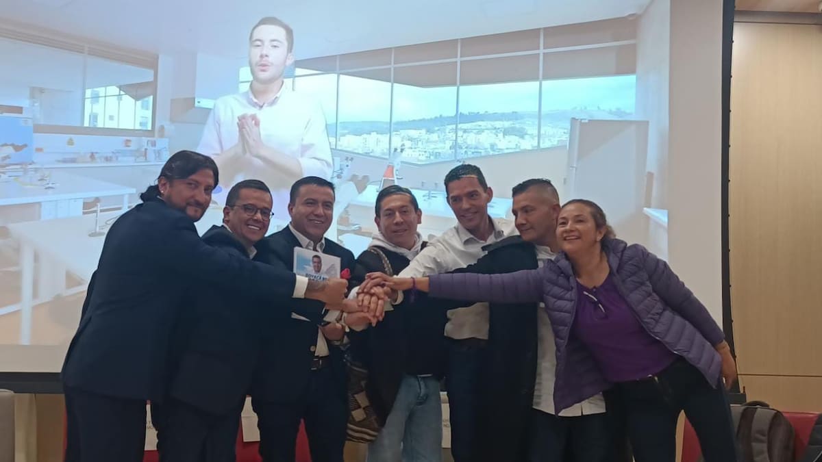Conciertos y caravanas en cierres de campaña de candidatos a la gobernación de Boyacá