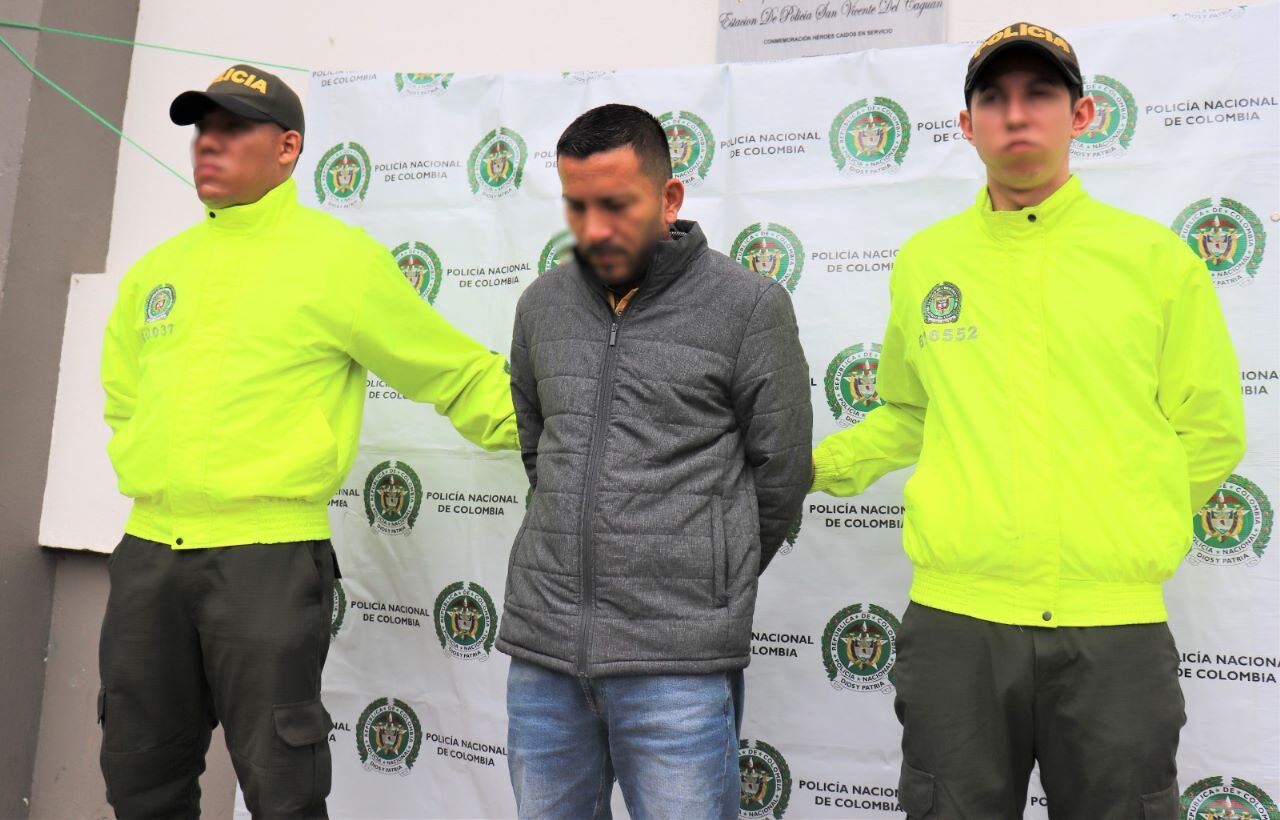 laboraba como  jefe de seguridad del Centro Penitenciario.