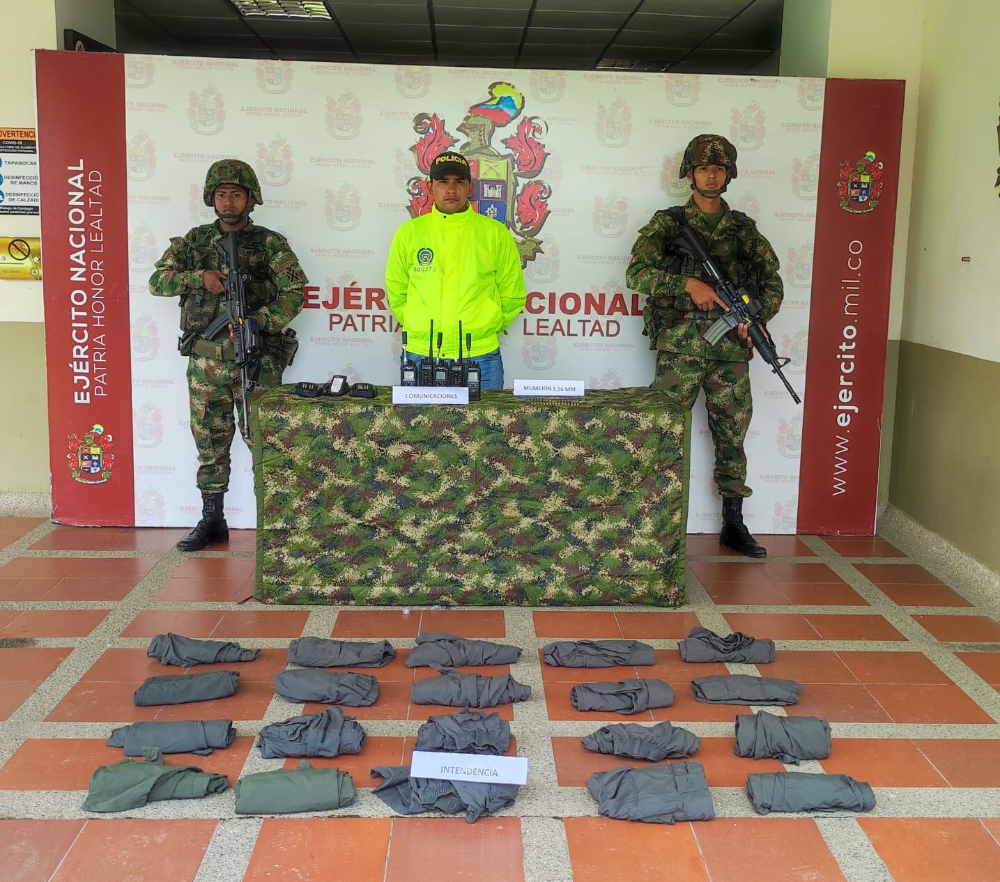 Estos elementos pretendían ser entregados al GAO-r 48.