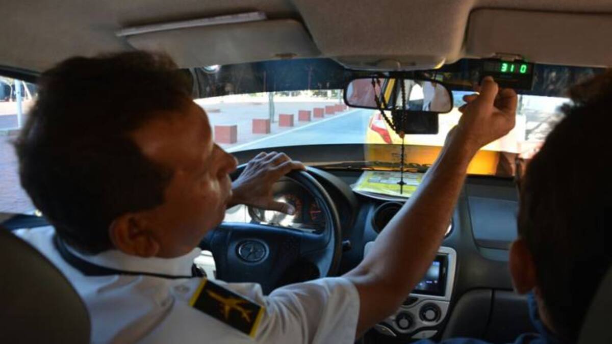 Con matricula mercantil vencida, DCS instala taxímetros en Santa Marta