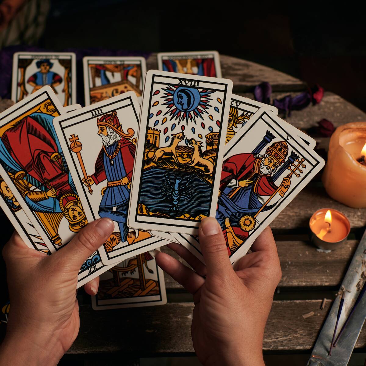 ¿Qué carta del tarot representa a cada signo del zodiaco? Consulte el suyo
