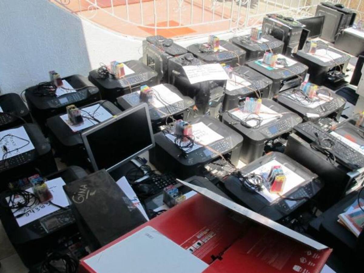 Fiscalía de Cartagena desmantela red falsificadora de elementos escolares