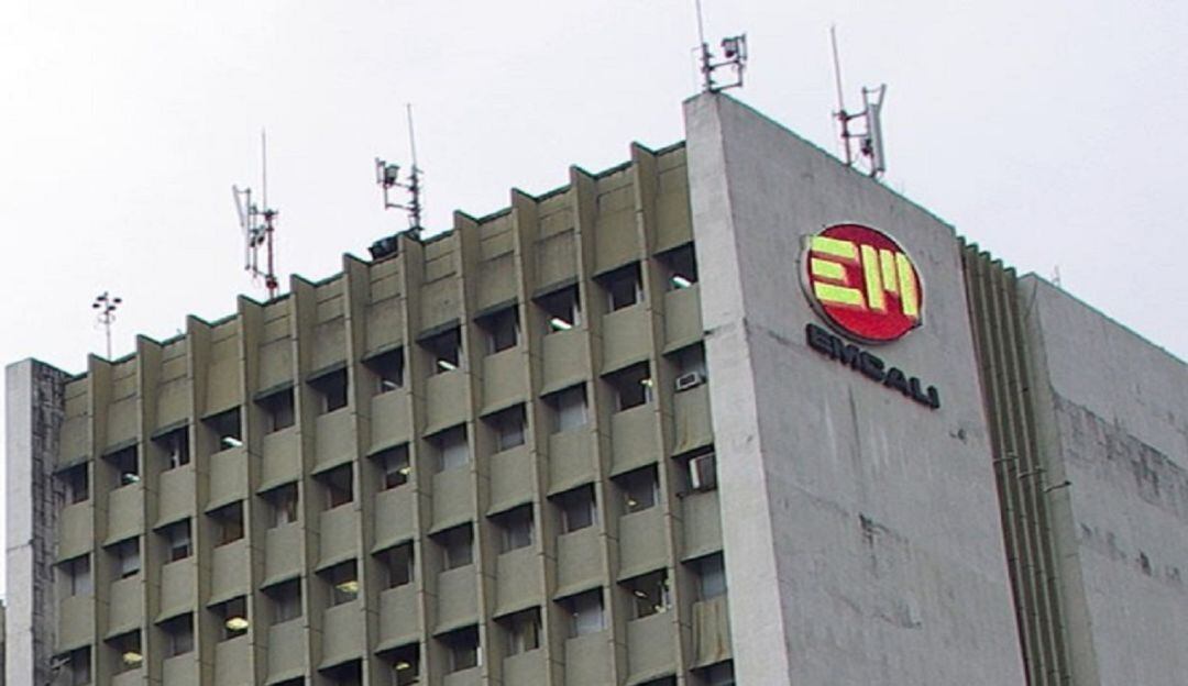 Se trata de los contratos cebrados para la renovación de los componentes priorizados de alimentación eléctrica de la Planta de Tratamiento de Agua Potable Puerto Mallarino Fase 1 y la reposición de los componentes priorizados de las unidades de clarificación de la misma planta.