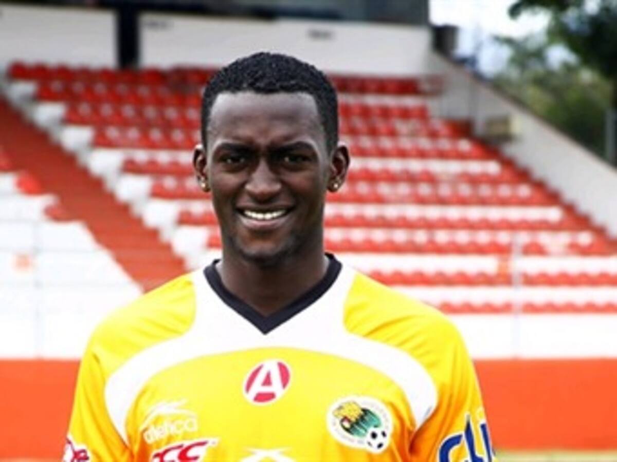 Jackson Martínez marca sus primeros goles en México