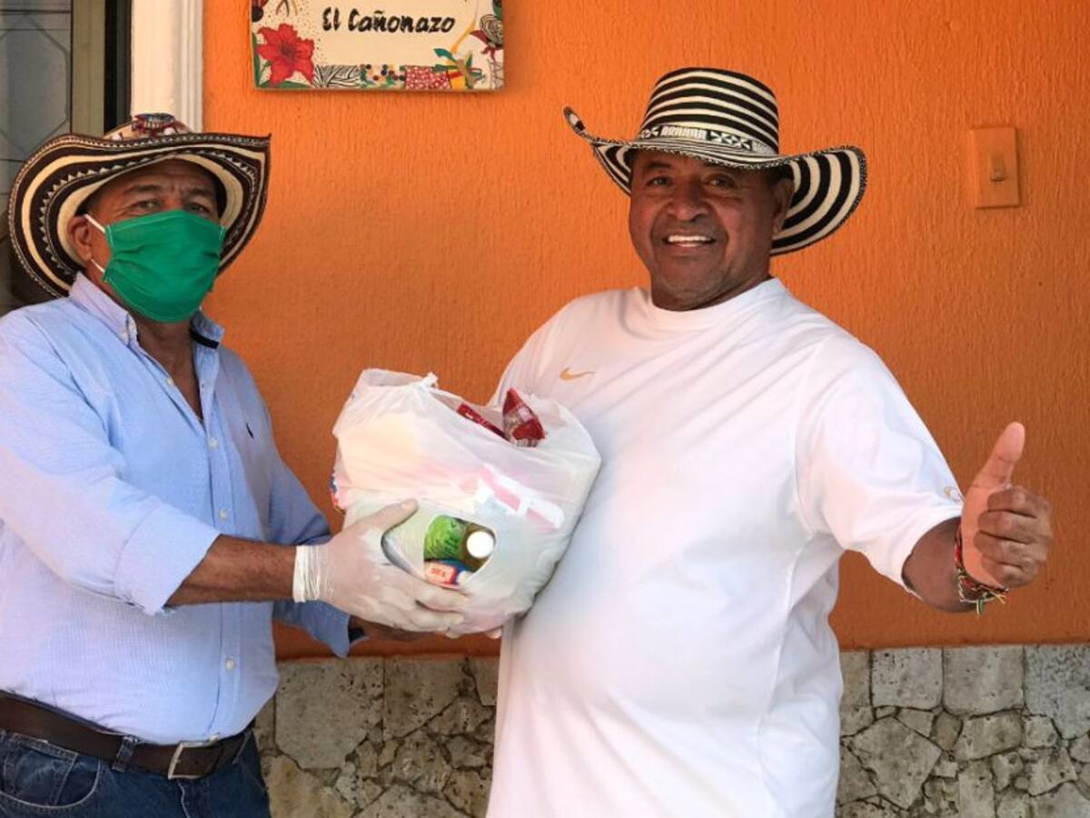 Exrey Momo pide ayudas alimenticias para hacedores del Carnaval