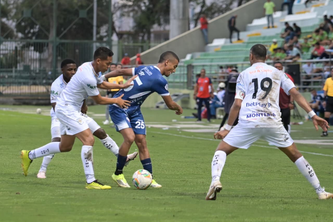 Jaguares cayó en Valledupar y está en zona de descenso / Colprensa.