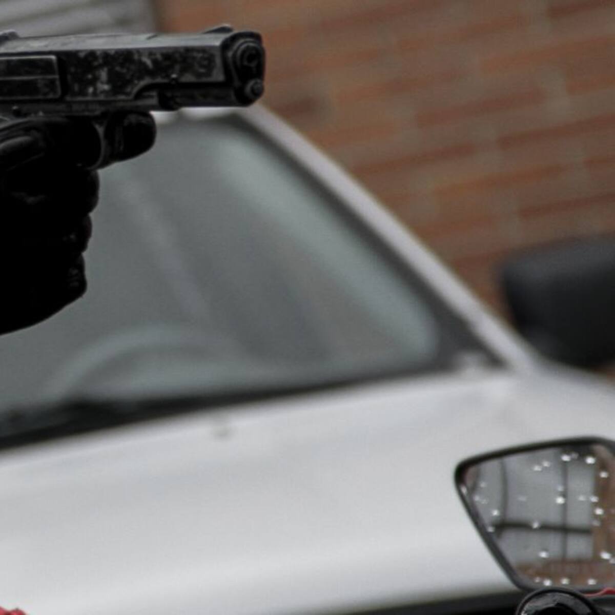 Asesinan dos personas en Paso del Comercio