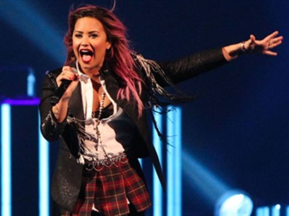 Demi Lovato se solidariza con Miley Cyrus