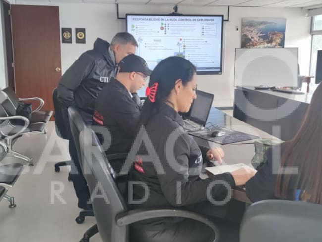 Agentes del CTI de la Fiscalía inspeccionan las sedes del Departamento de Control Comercio de Armas, Municiones y Explosivos (DCCAE)