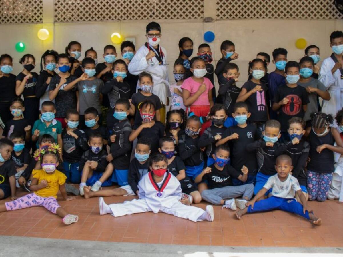 Fundación Granitos de Paz llevó diversión a 70 niños de Olaya Herrera