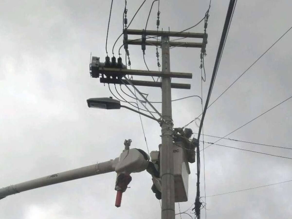 “Vamos a cambiar las luminarias que ya están viejas”: Claudia López