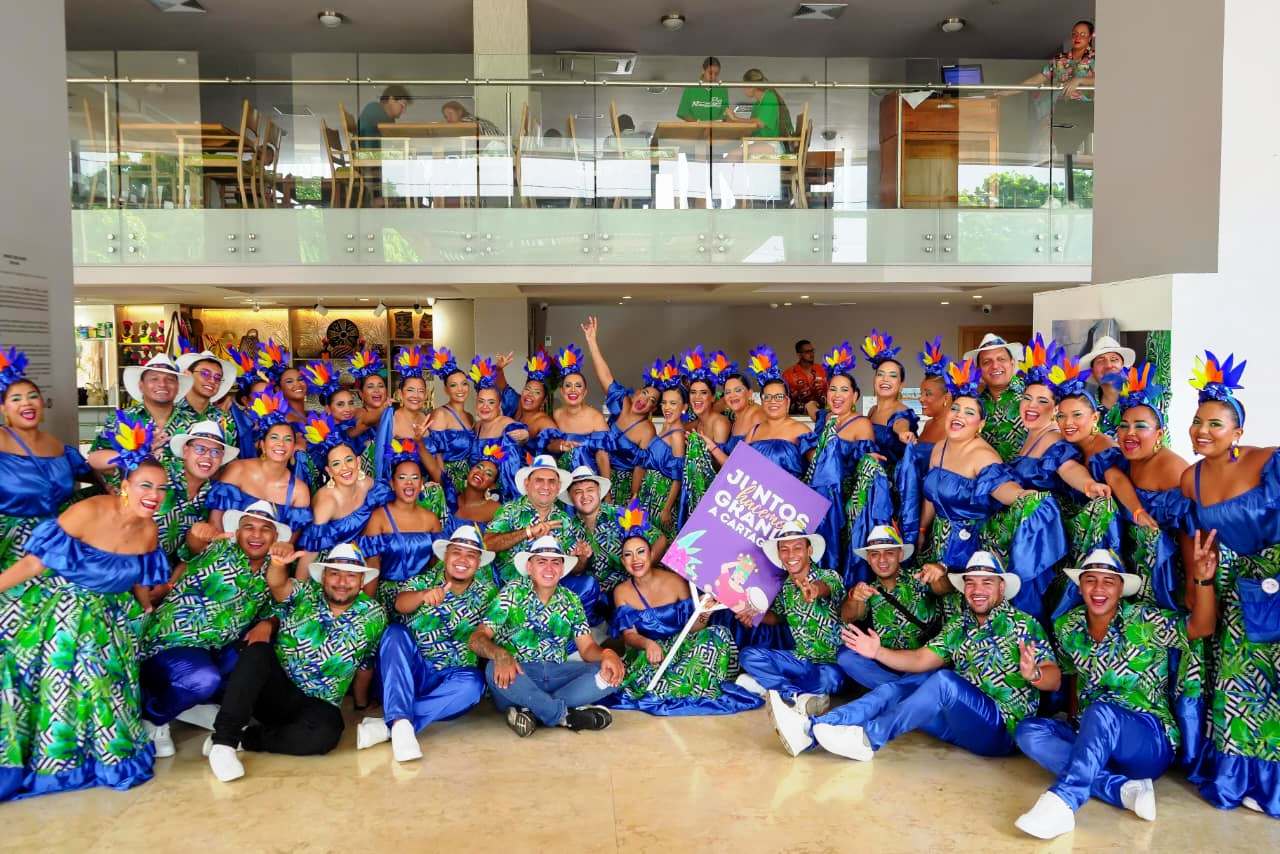 “Raíces Empresariales”: la comparsa que hará vibrar el Desfile de Independencia