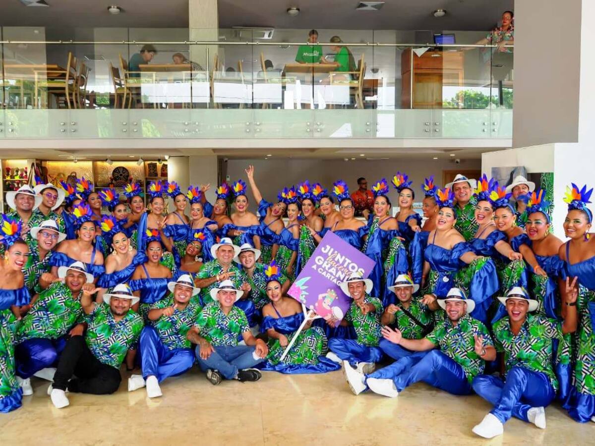 “Raíces Empresariales”: la comparsa que hará vibrar el Desfile de Independencia