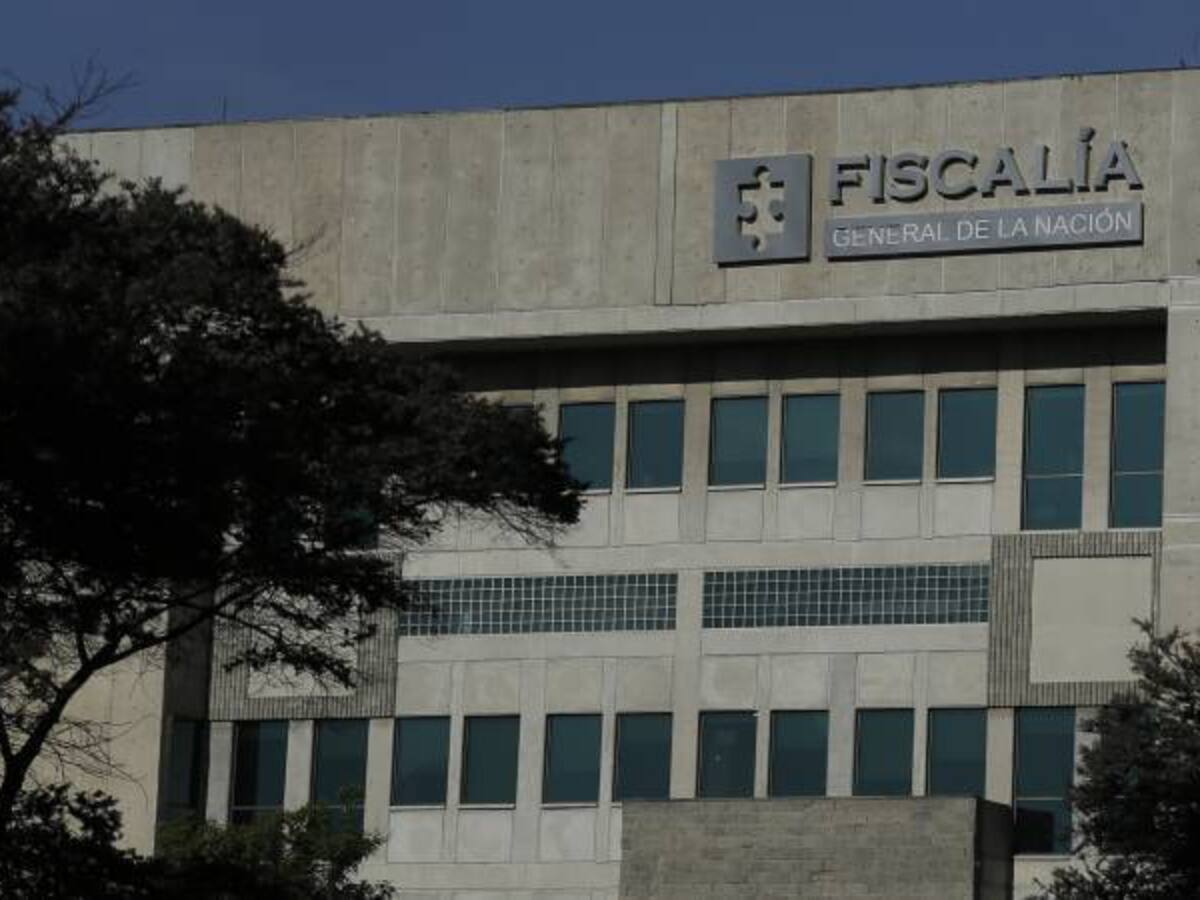 Fiscalía investigará a enfermera que amenazó al ex presidente Uribe