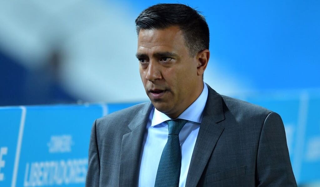 César Farias es el nuevo entrenador de Águilas Doradas (Photo by Marcelo Endelli/Getty Images)