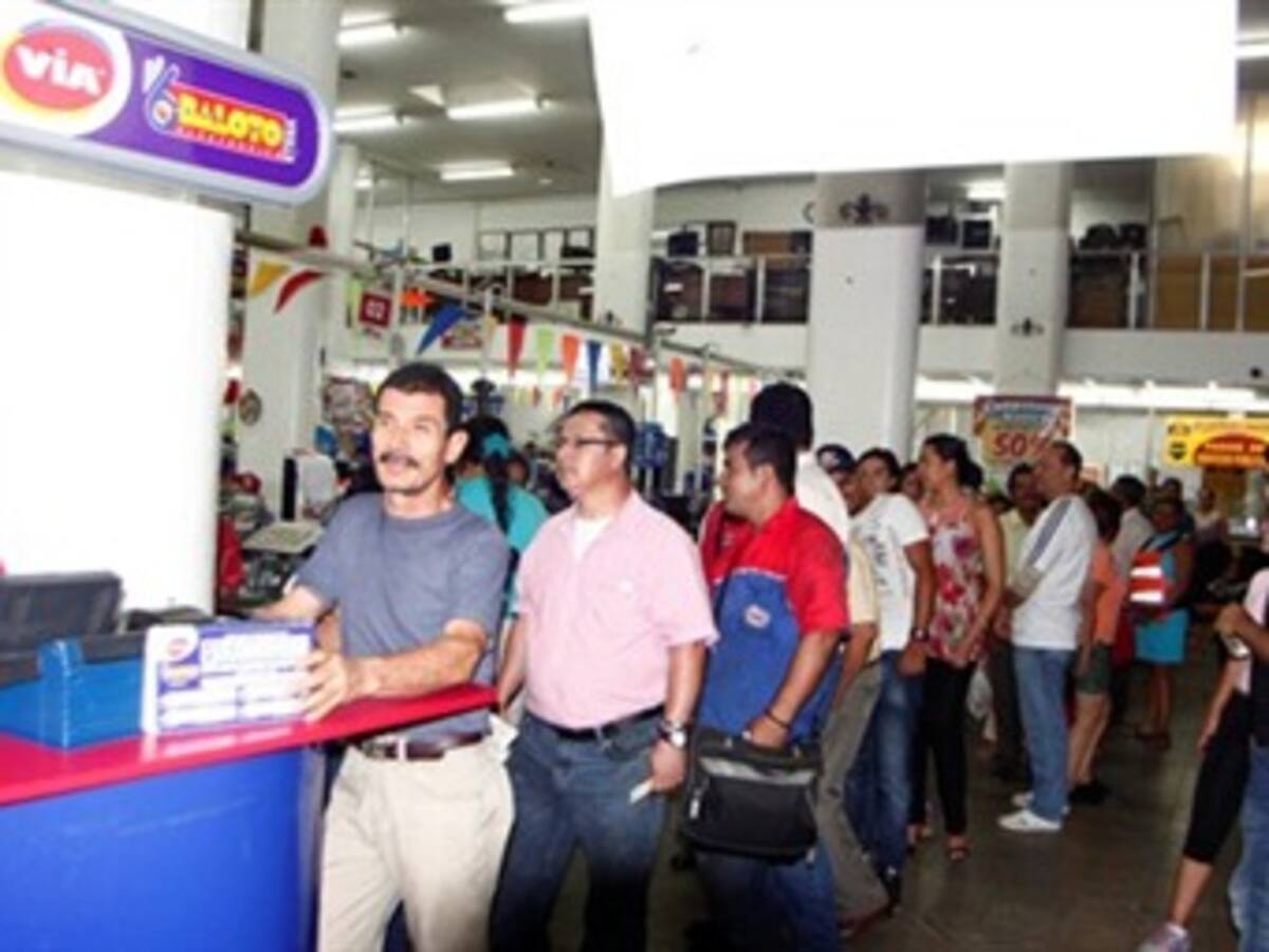 Se dispara el número de compradores del Baloto para el sorteo de hoy sábado