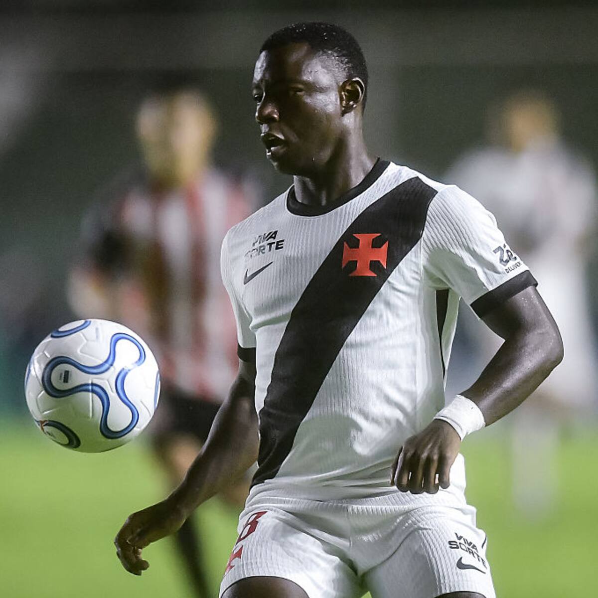 Revelan las razones del decepcionante momento de Marino Hinestroza en Vasco da Gama