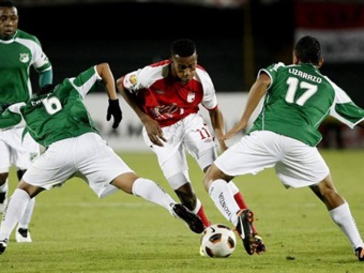 Cali sacó un valioso punto al empatar 1-1 ante Santa Fe por la Copa Suramericana