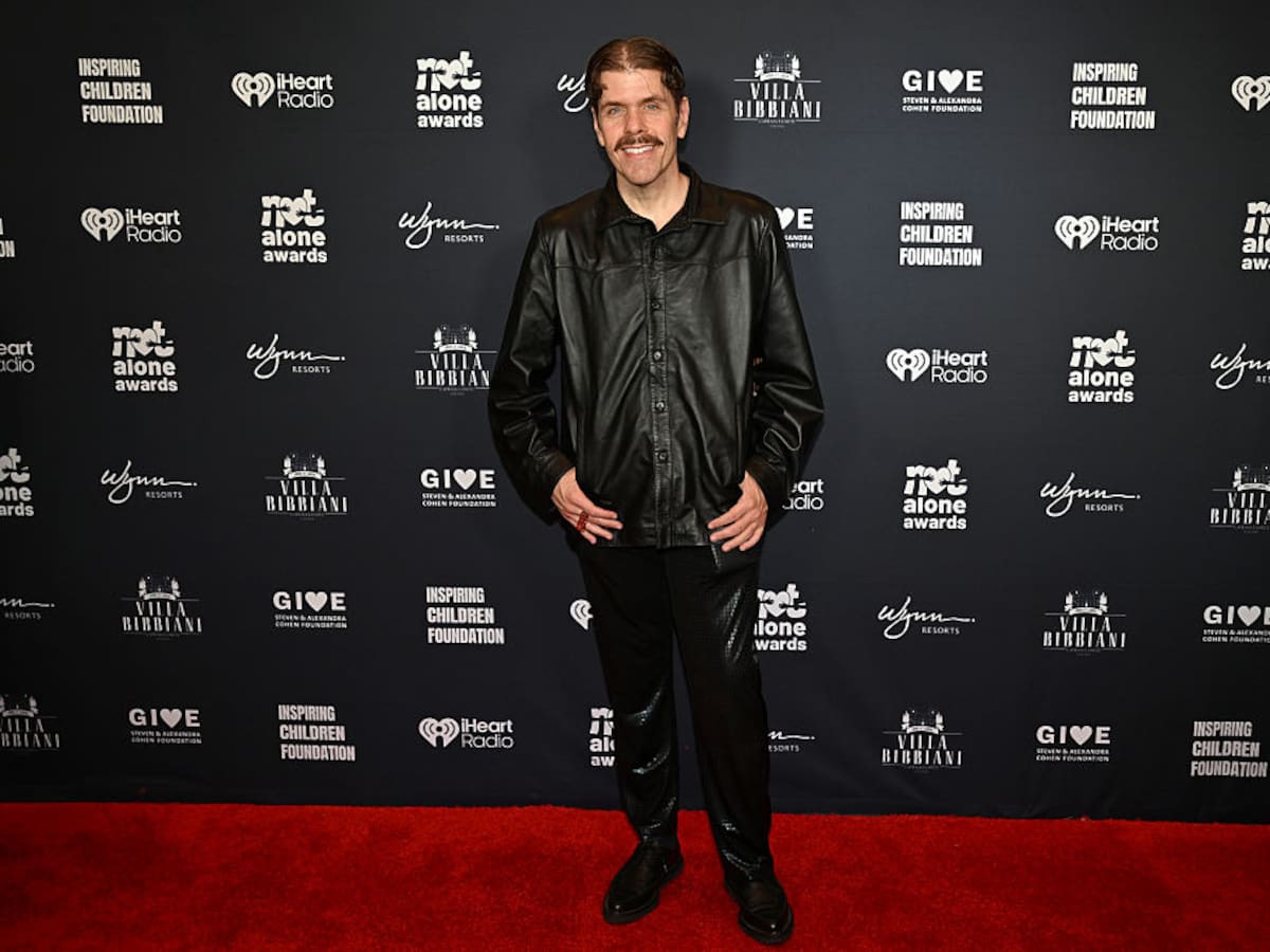 Perez Hilton: La familia del bloguero confirma que ya puede comunicarse