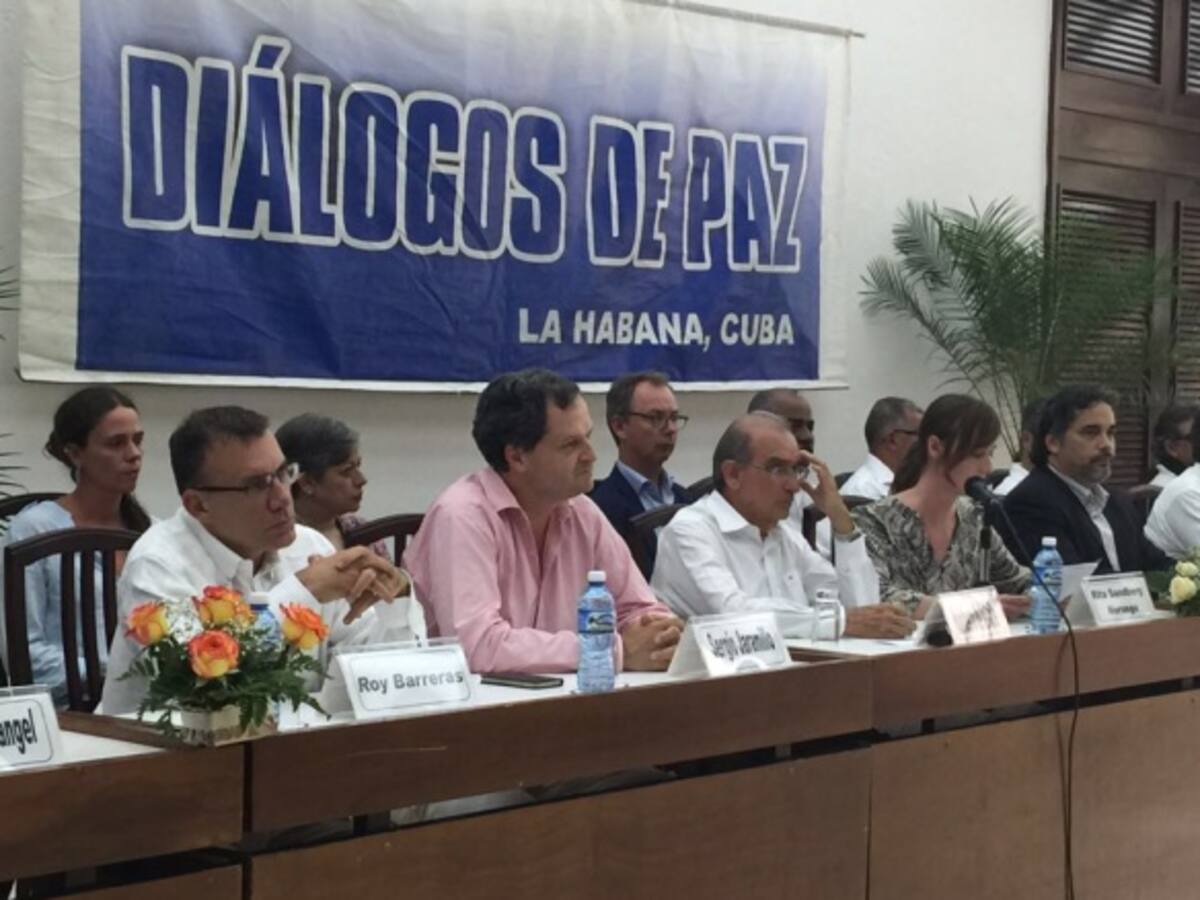 Mesa de La Habana pide al Uribismo participar en el estatuto de la oposición