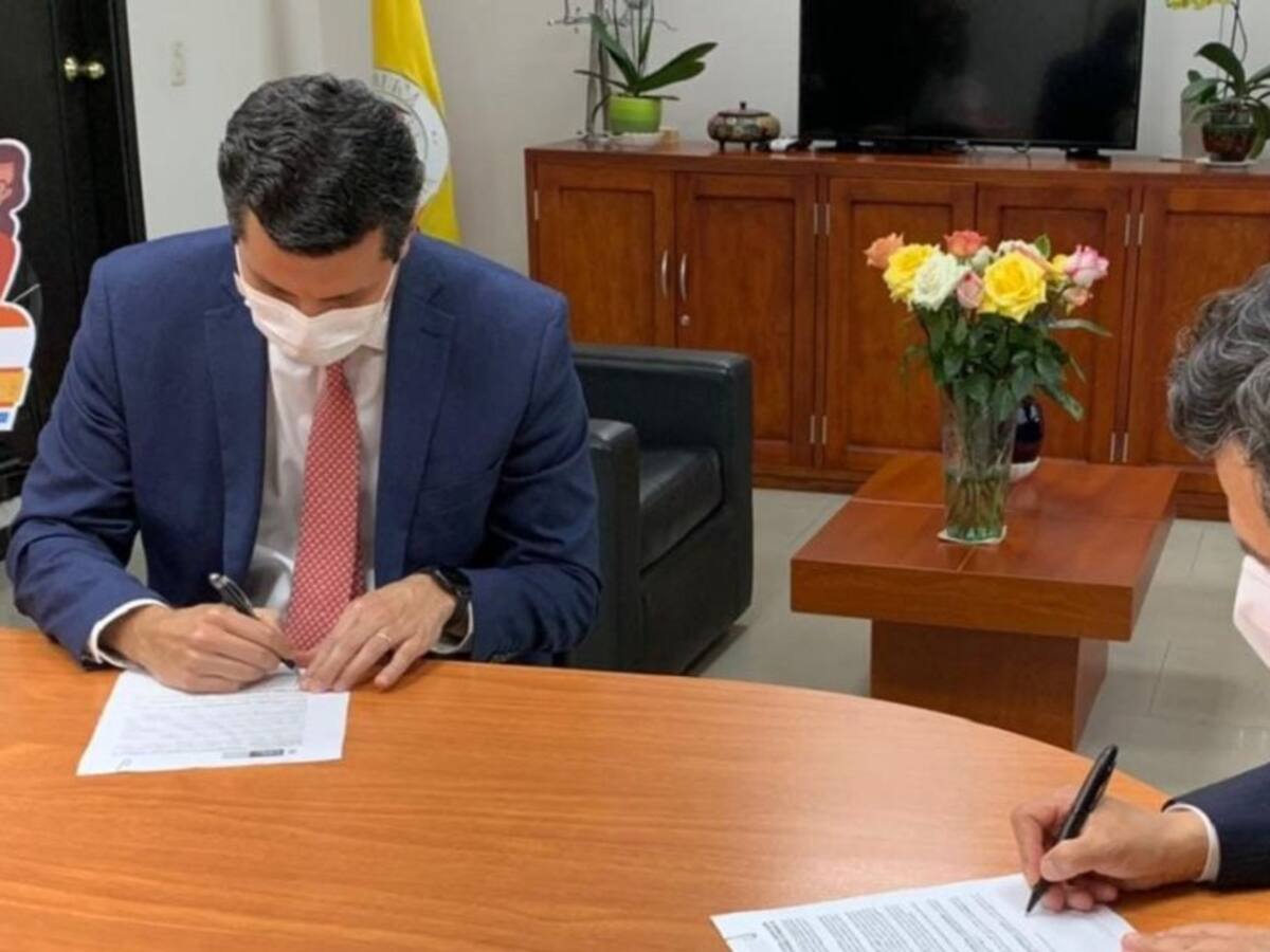 Colpensiones busca garantizar vacunas a más de 3 millones adultos mayores