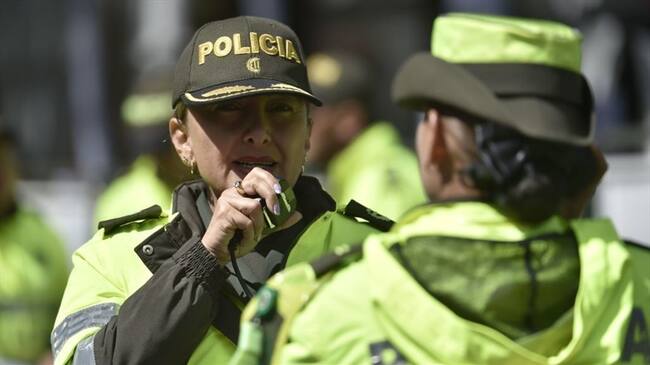 Se trata de una aplicación que tendrán los policías en un dispositivo que permite la lectura de las huellas dactilares y el escaneo de la cédula de ciudadanía. Foto: Getty Images