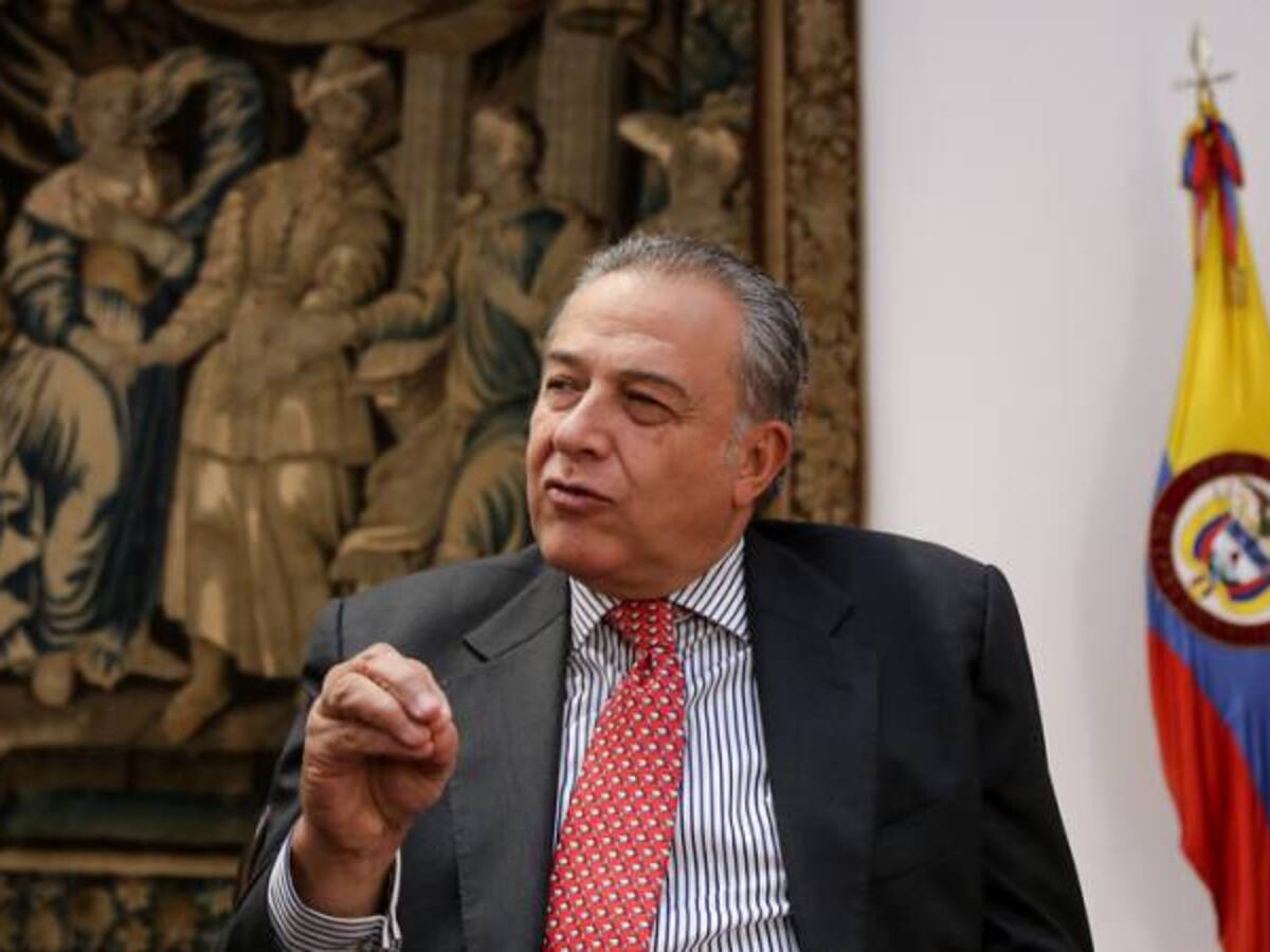 Sometimiento del Clan del Golfo nos acerca a la paz completa: Vicepresidente