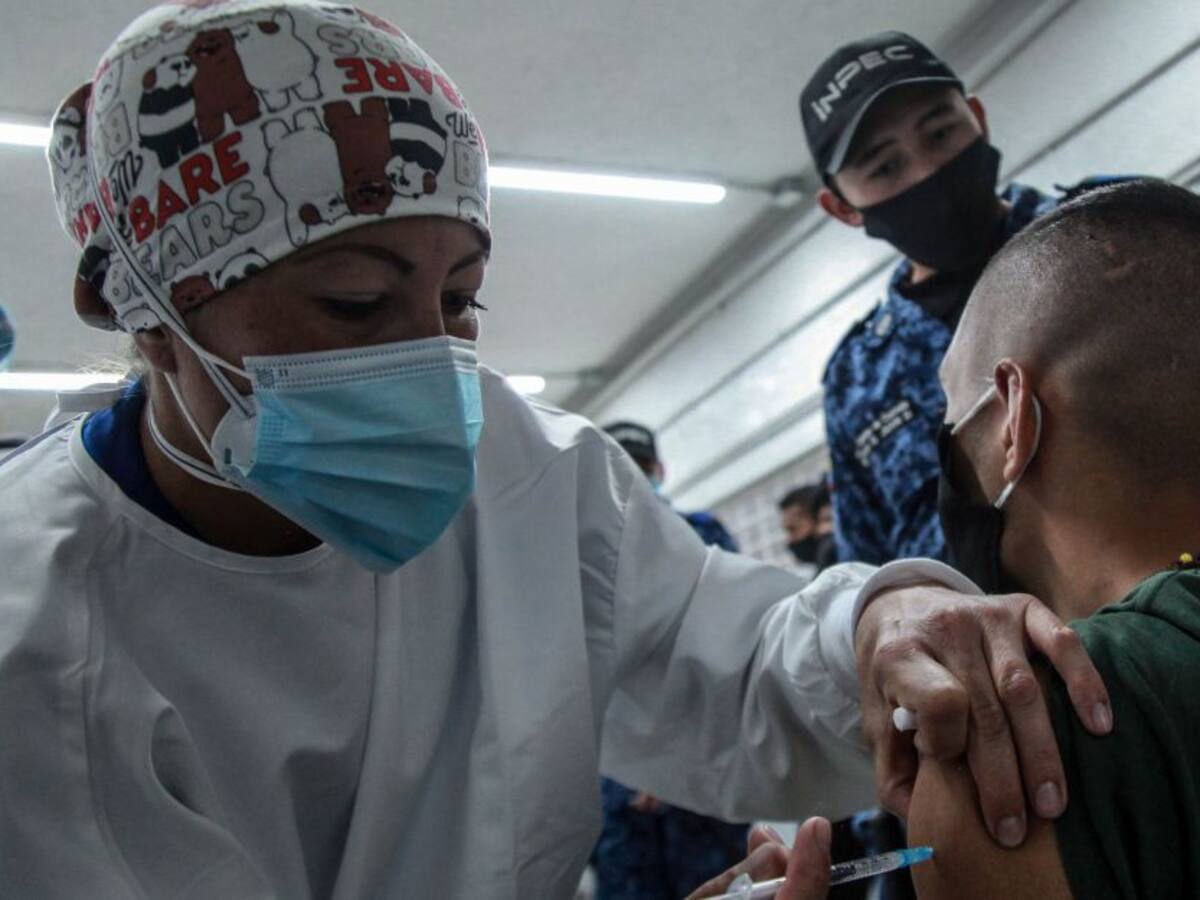 Villahermosa solo cuenta con 15% de población carcelaria vacunada