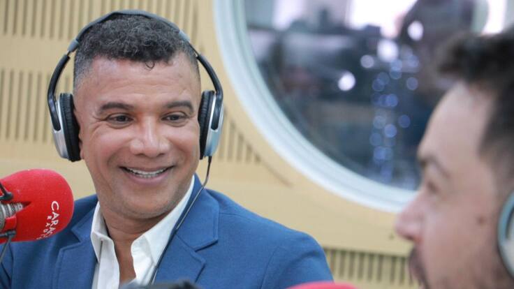 Una Serenata Al Oído con Juan Carlos Coronel