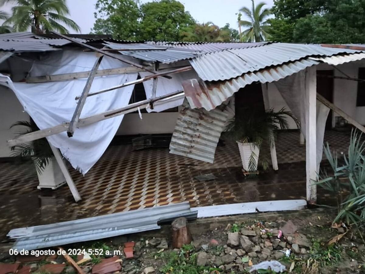 Vendaval dejó inundaciones, casas destechadas y cortes de energía en los Montes de María