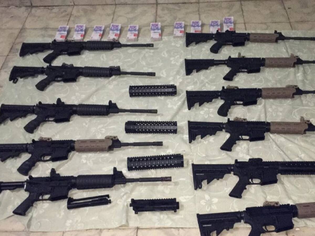 Los fusiles que incautaron antes de que cayeran en manos de disidencias