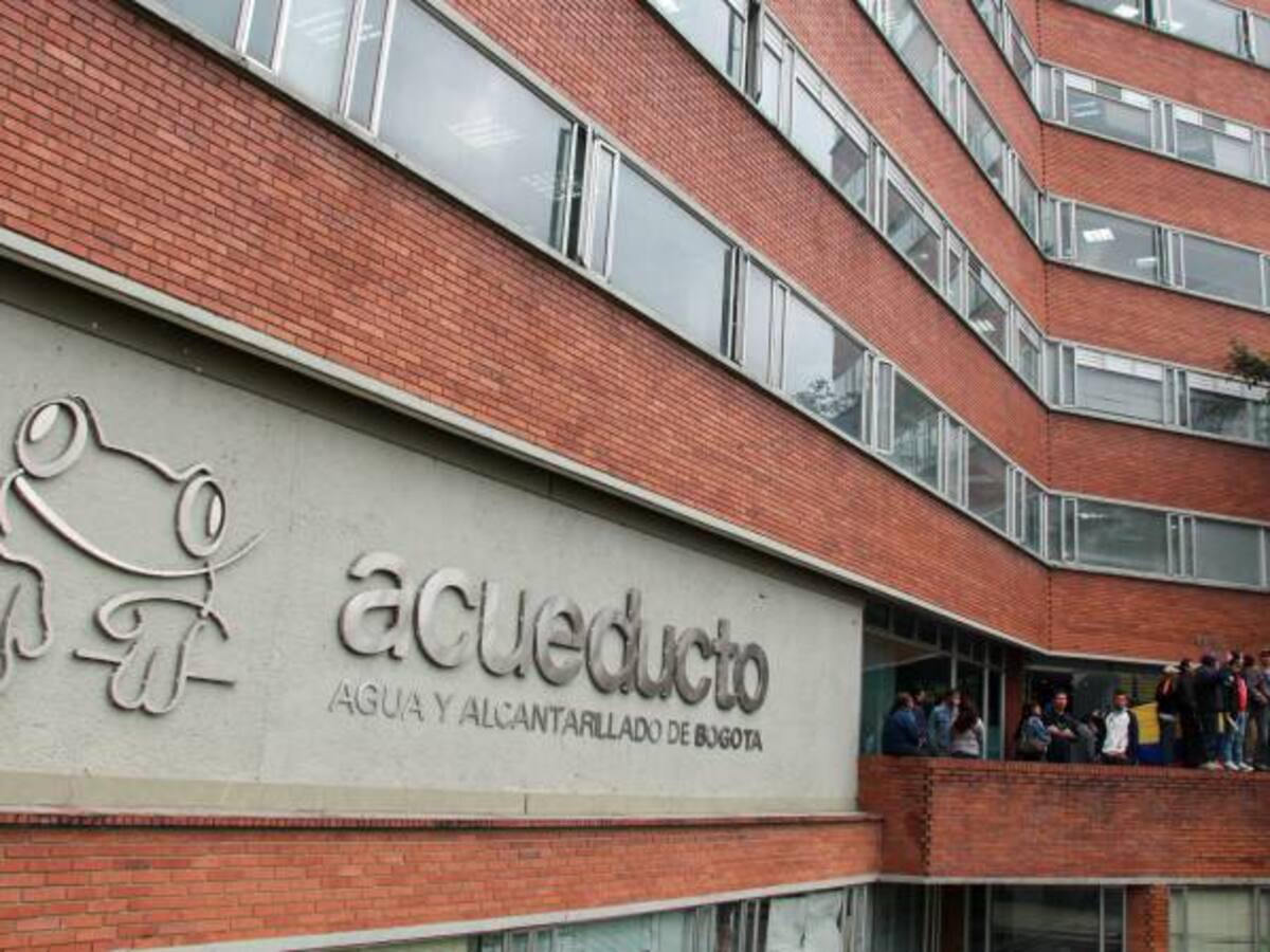 A la Empresa de Acueducto de Bogotá no le interesa seguir en el negocio del aseo