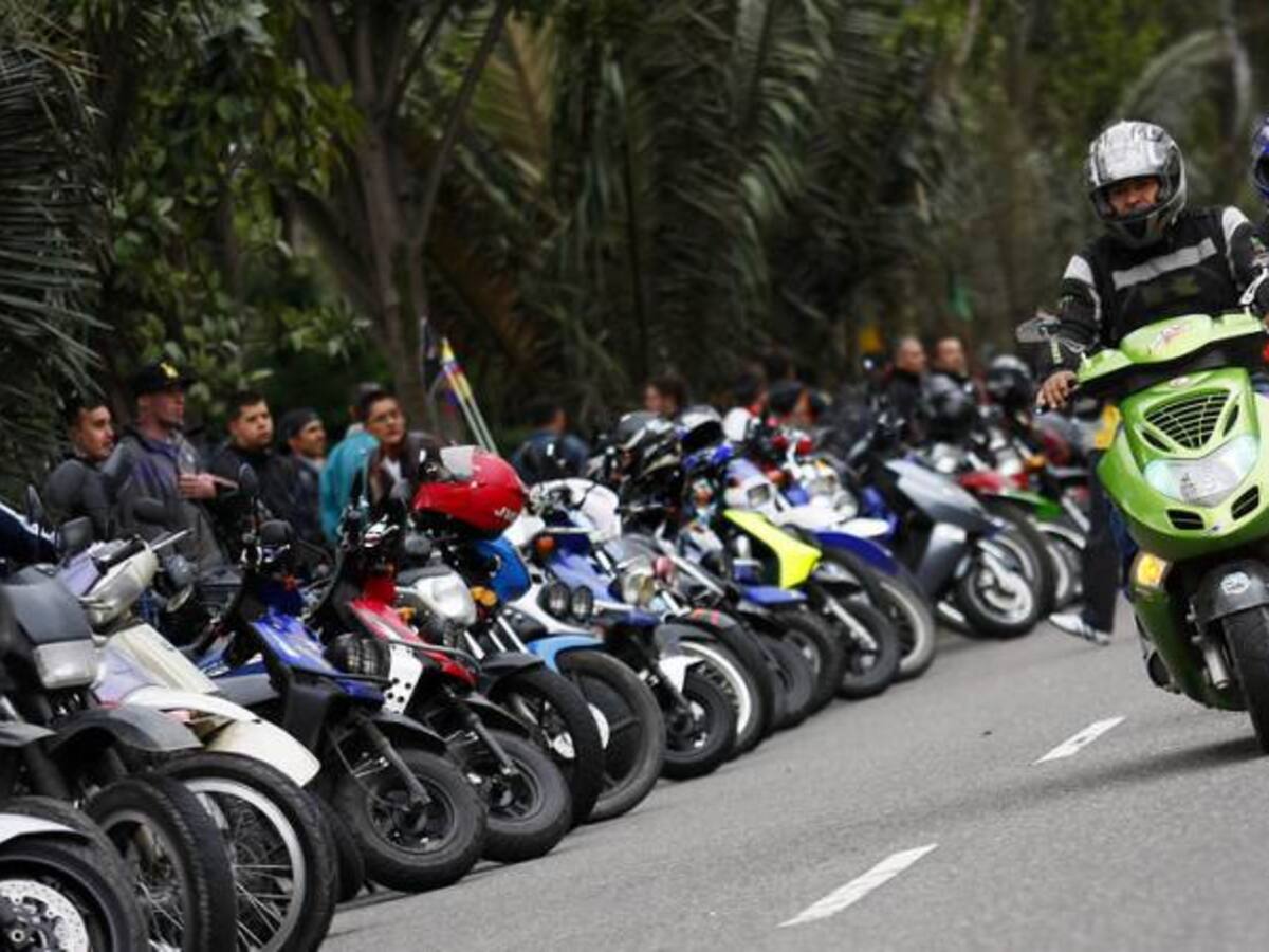 En Ibagué, prohíben circulación de parrillero hombre en moto