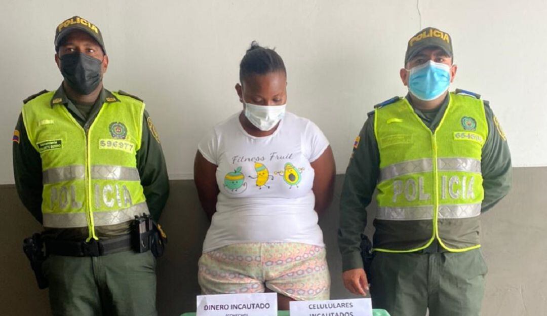 Roxana Julio Torres, capturada por el delito de cohecho tras ofrecer dinero a policías para evitar un procedimiento