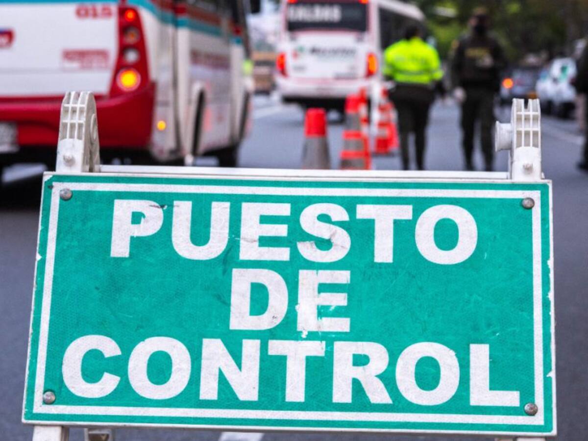 Judicializan a cinco policías por exigir dinero para no retener mercancía
