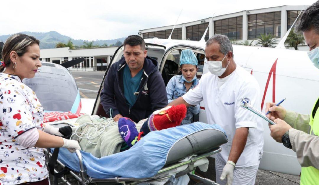 Llegada del menor al aeropuerto La Nubia de Manizales
