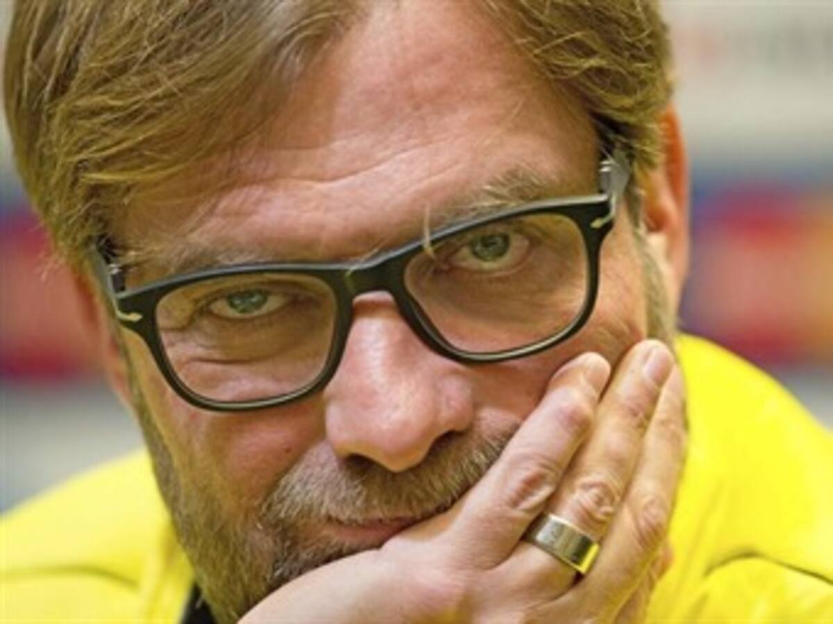 Dortmund necesita ganarle a Nápoles para seguir con vida en Champions
