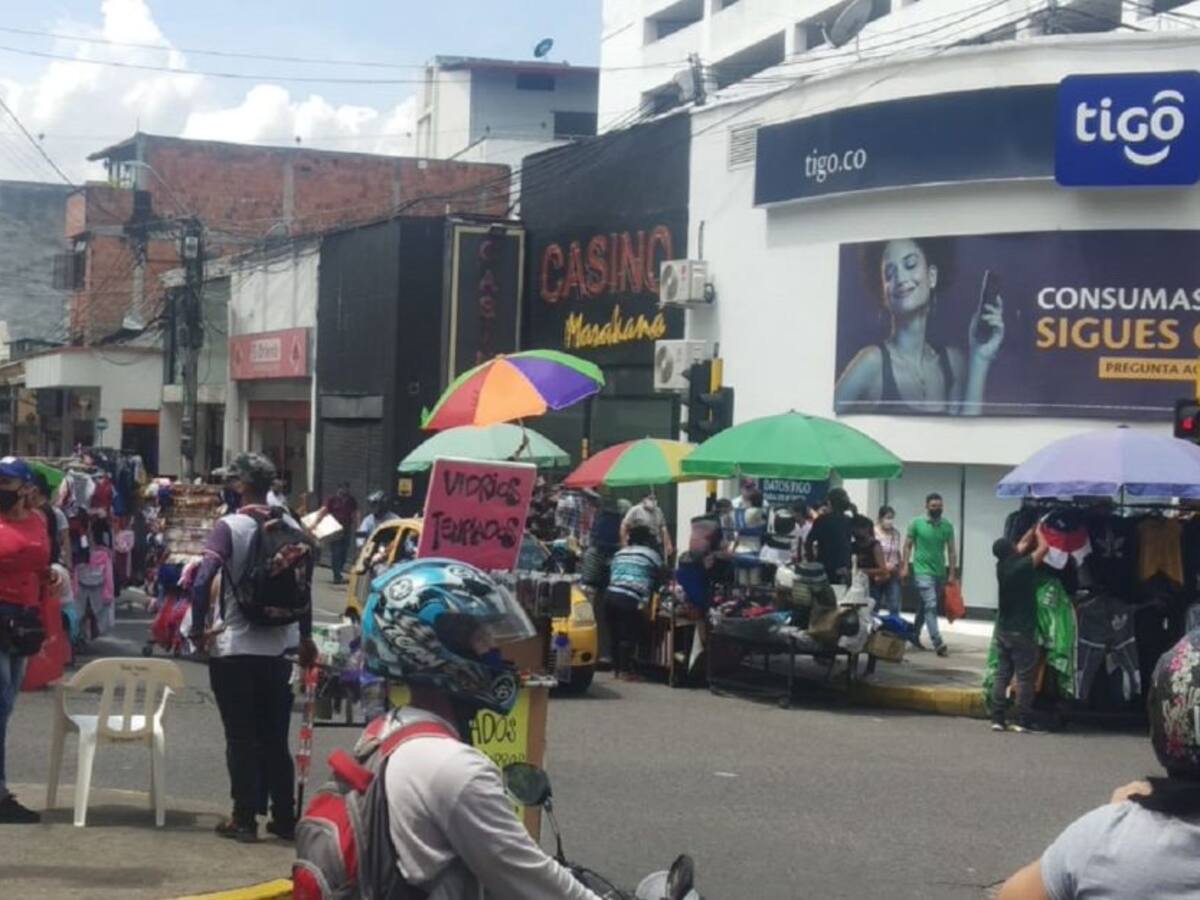 Poca gente en las calles 34 y 35 del centro de Bucaramanga