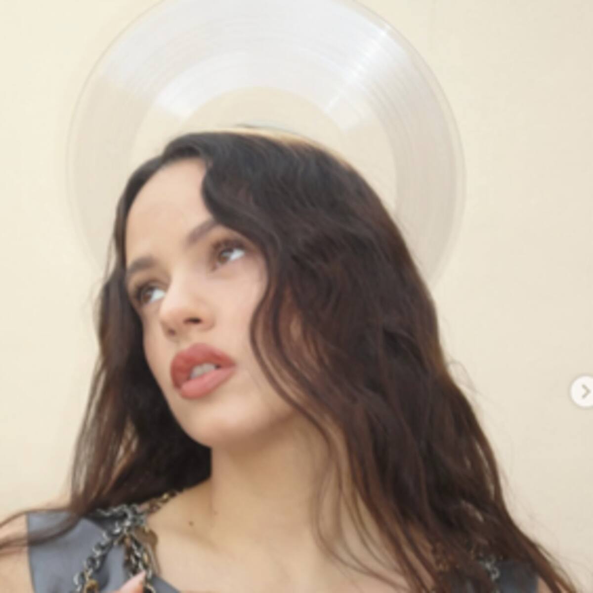 Rosalía deslumbra con LUX: su álbum más ambicioso rompe récords y conquista a la crítica
